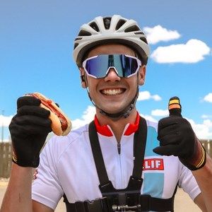 Meet your Posher, Jay